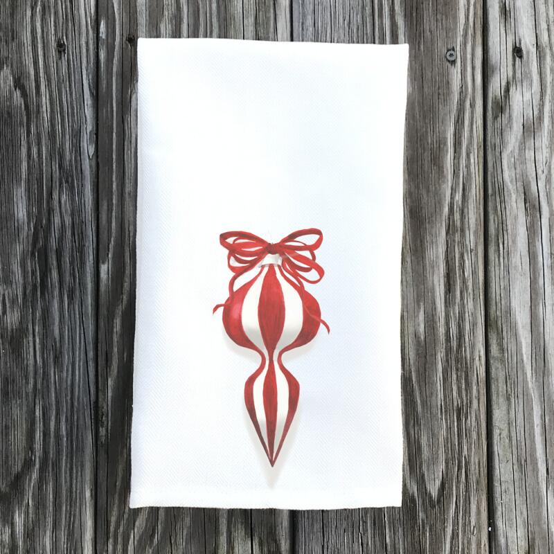 red-ogee-ornament-handtowel