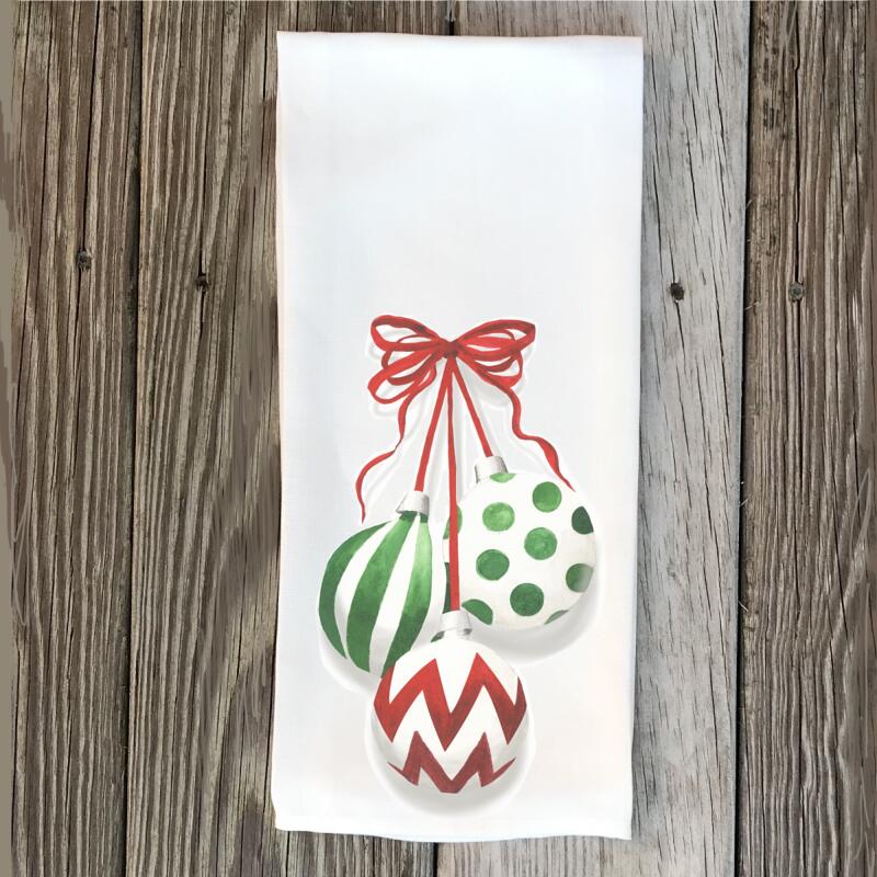 green-red-triple-ornament-towel
