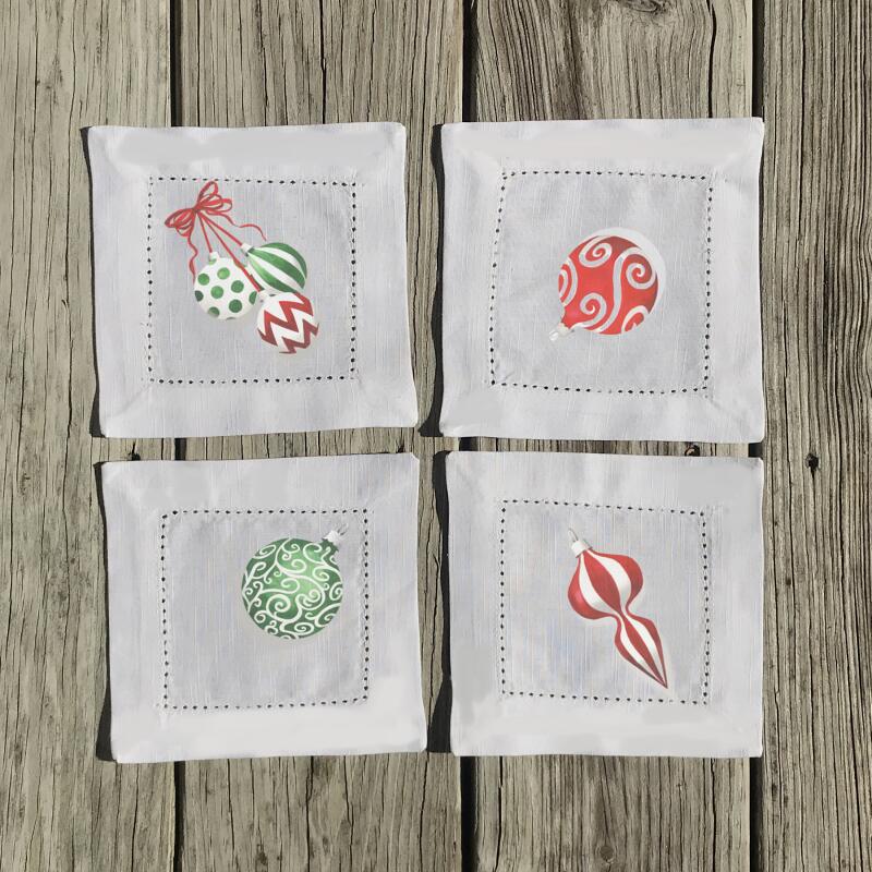 green-red-christmas-cocktail-napkins
