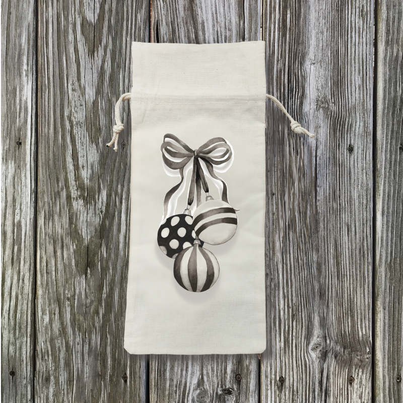 black-and-white-trio-ornament-wine-bag